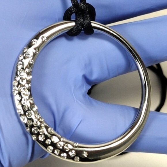 Swarovski Crystal Circle Pendant Necklace Sterling Silver Overlay & Black Cord - Picture 8 of 8